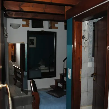 Traditional Idramon Hotel